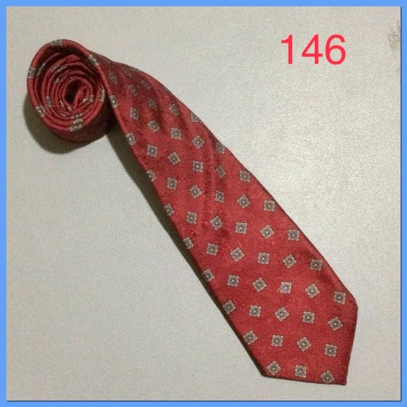 Vtg Embossed Paisley Tie_146 - Picture 1 of 6